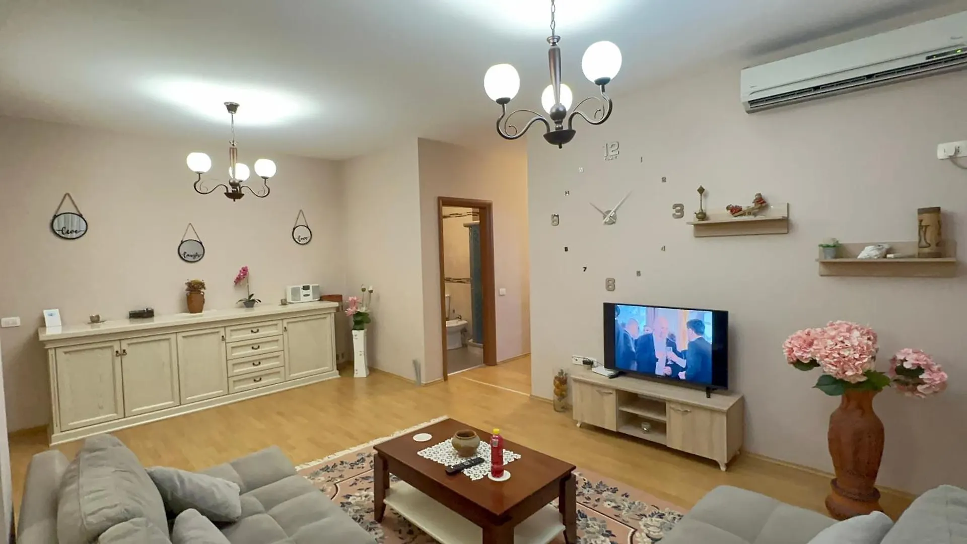 Urban Heaven Apartment تيرانا