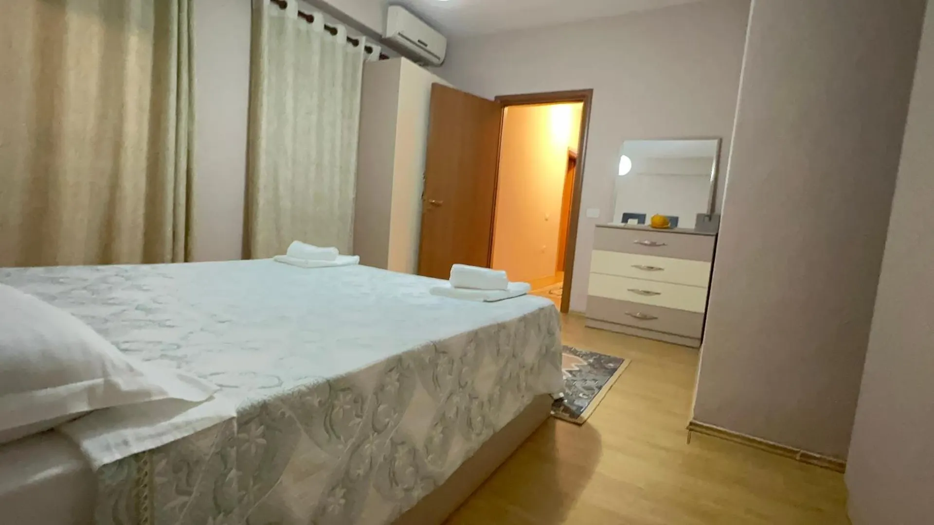 Urban Heaven Apartment Tirana 0*,